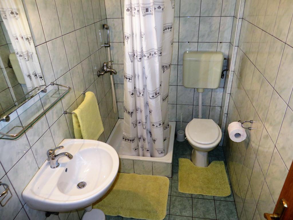 Argus Apartment *