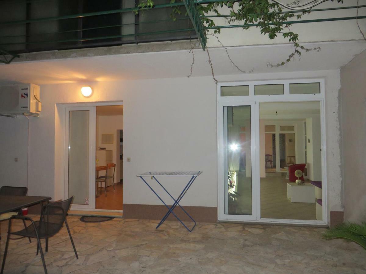 Argus Apartment *
